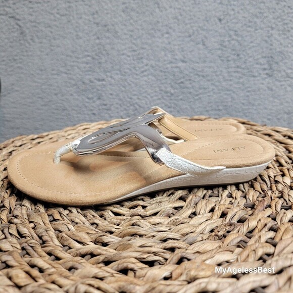 Alfani Farynn Womens Sandals 8 Between Toe T-Strap Silver Tone Shiny White Wedge - Picture 3 of 6